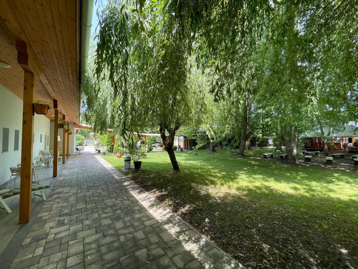 Liget Ueduelopark Fonyod Fonyód Exterior foto